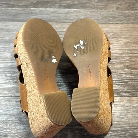 Clarks Brown Leather Wedge Sandals woman’s 9 (b142) - Picture 7 of 8